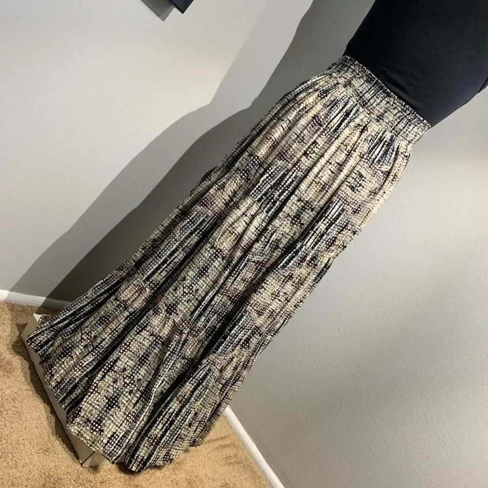 Solitaire Tiered Ruffle Maxi Skirt - Size Small - Picture 4 of 10
